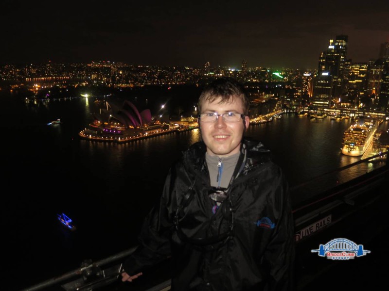 Sydney_harbour_Bridge_climb_top_opera_house